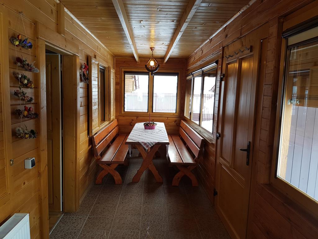 Casa De La Lac Sighetu Marmaţiei Eksteriør billede